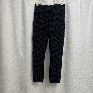 Black and Gray Patterned Leggings